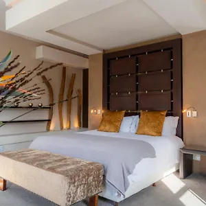 nova-constantia-boutique-residence.hotels-capetown.com/